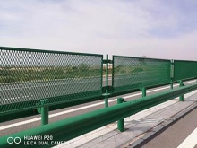 隔離柵-聲屏障-高速公路聲屏障-高架橋聲屏障-金屬聲屏障-橋梁防拋網(wǎng)-
