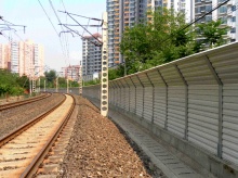 鍍鋅板鐵路聲屏障_河北廣億路橋工程有限公司